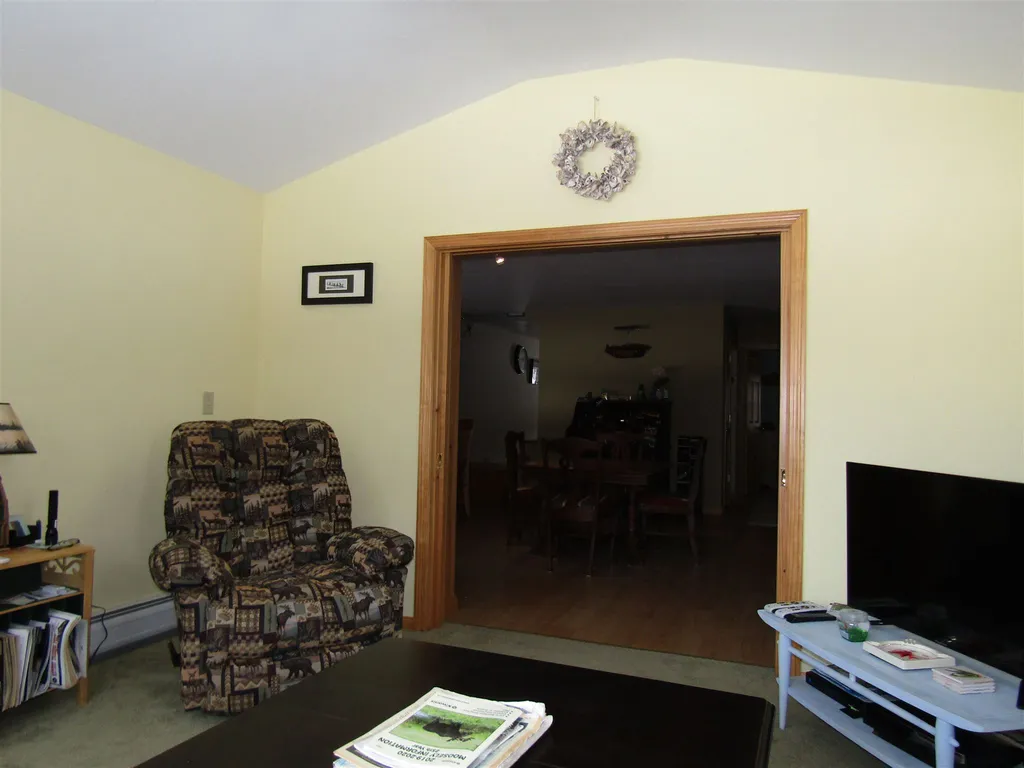 31 Woodcock Drive Pittsburg NH 03592