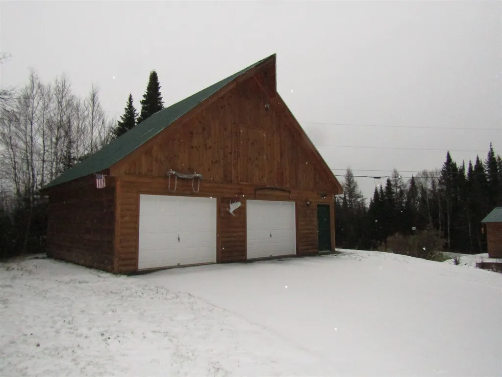 31 Woodcock Drive Pittsburg NH 03592