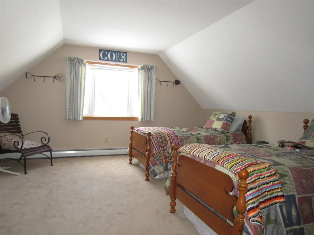 31 Woodcock Drive Pittsburg NH 03592