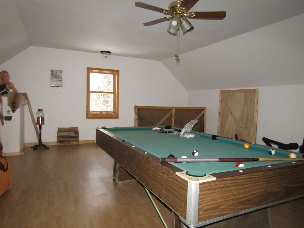 31 Woodcock Drive Pittsburg NH 03592