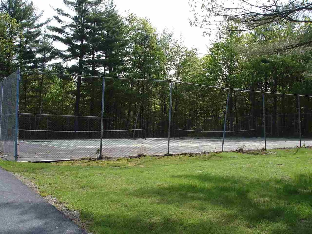 00 Wintersport Street Moultonborough NH 03254