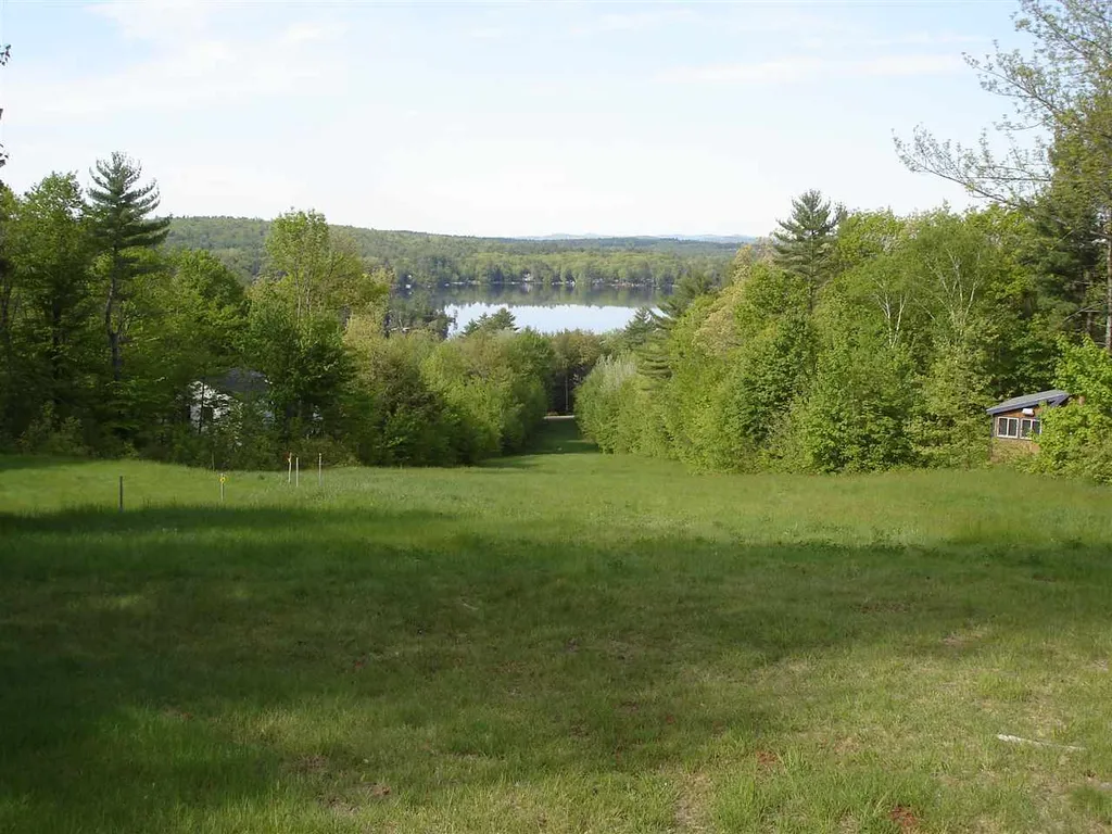 00 Wintersport Street Moultonborough NH 03254