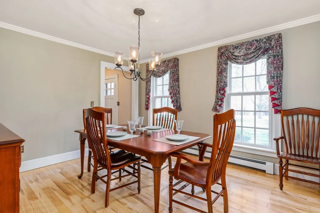 18 Smith Farm Road Stratham NH 03885