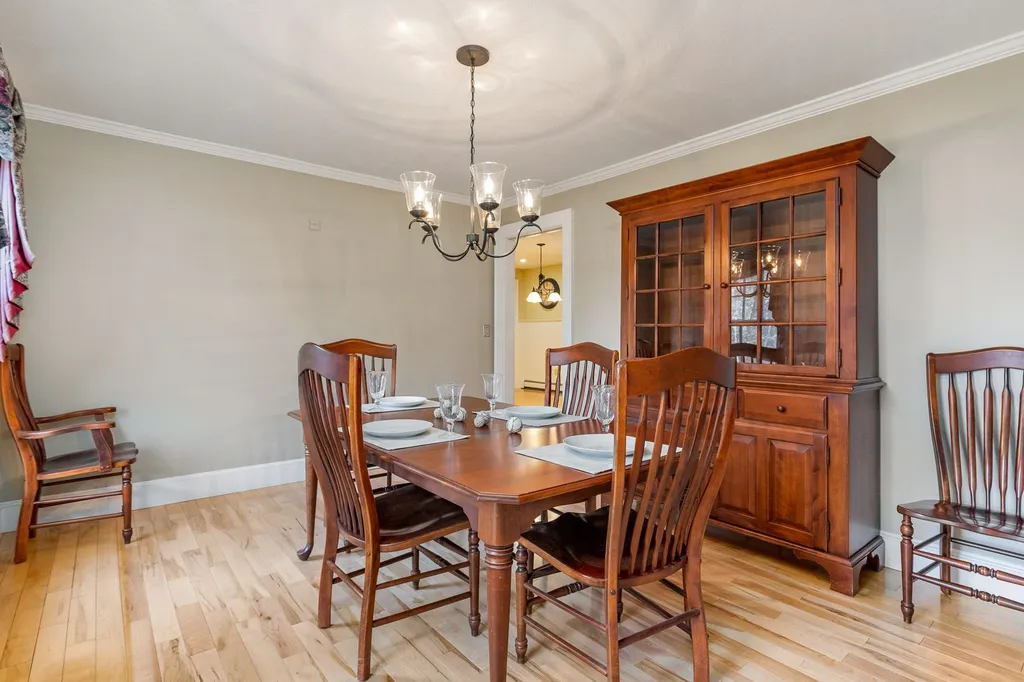 18 Smith Farm Road Stratham NH 03885