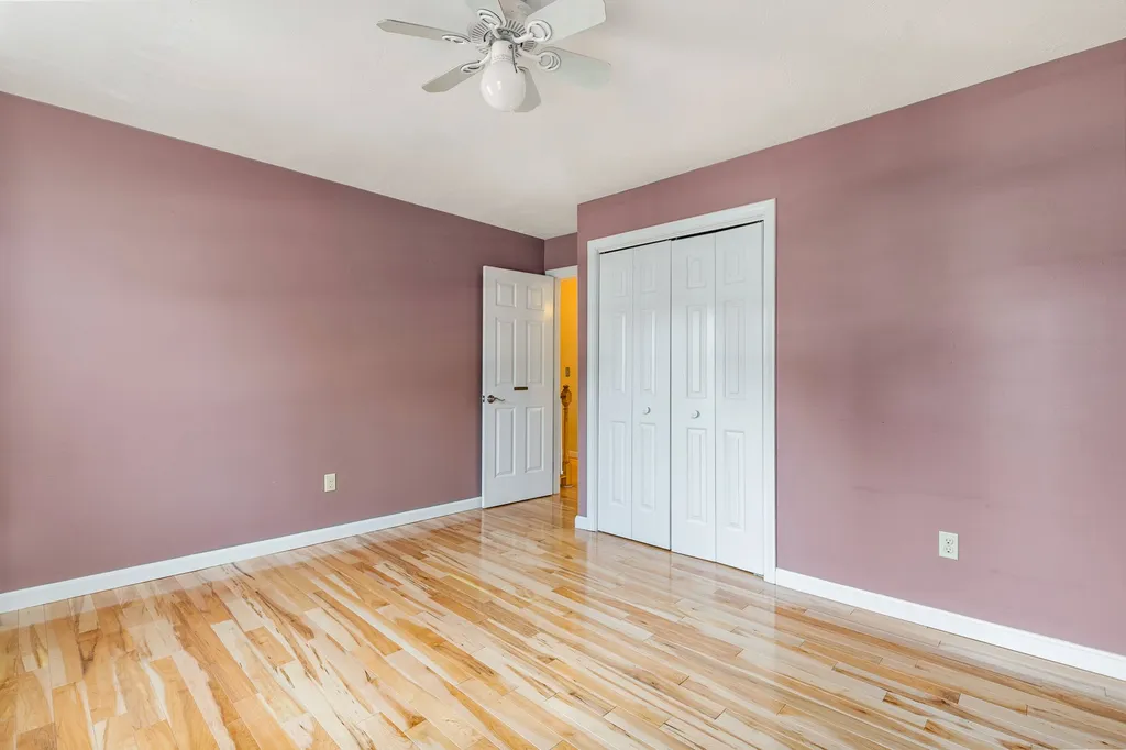 18 Smith Farm Road Stratham NH 03885
