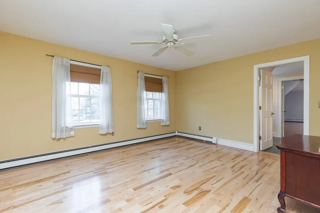 18 Smith Farm Road Stratham NH 03885