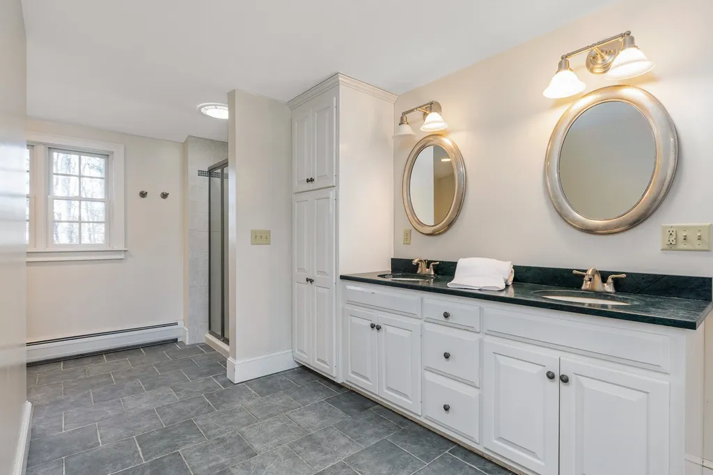 18 Smith Farm Road Stratham NH 03885