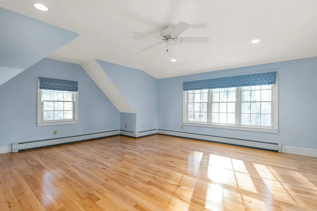 18 Smith Farm Road Stratham NH 03885