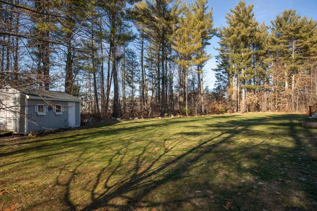18 Smith Farm Road Stratham NH 03885