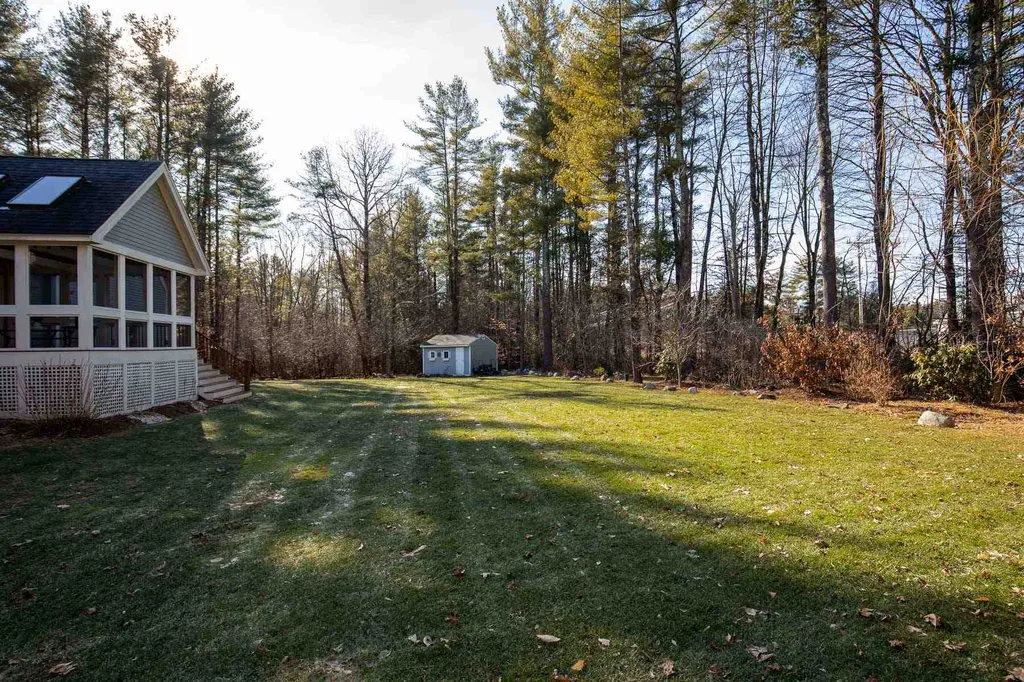 18 Smith Farm Road Stratham NH 03885