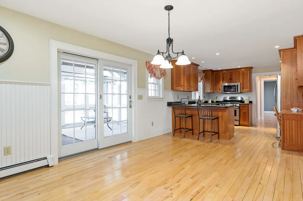 18 Smith Farm Road Stratham NH 03885