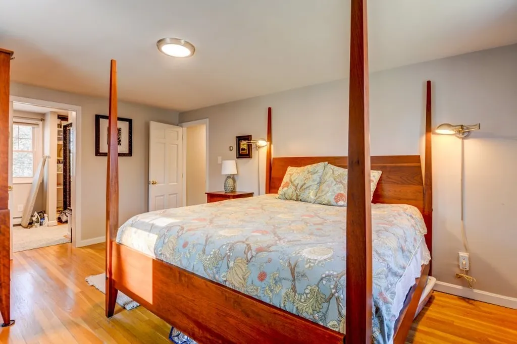 10 Ffrost Drive Durham NH 03824