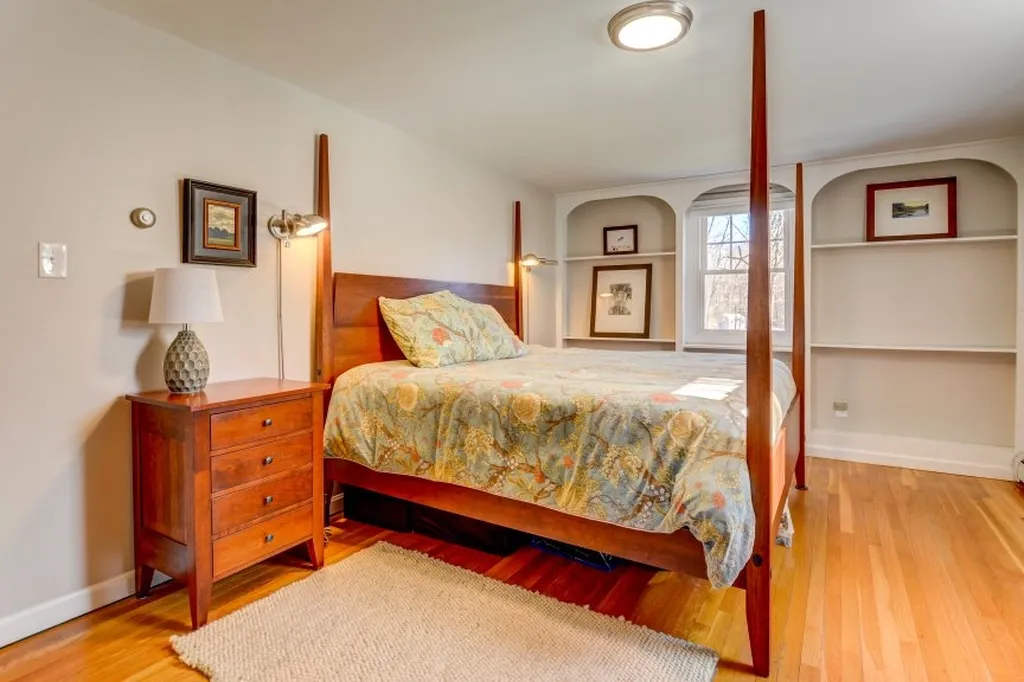 10 Ffrost Drive Durham NH 03824