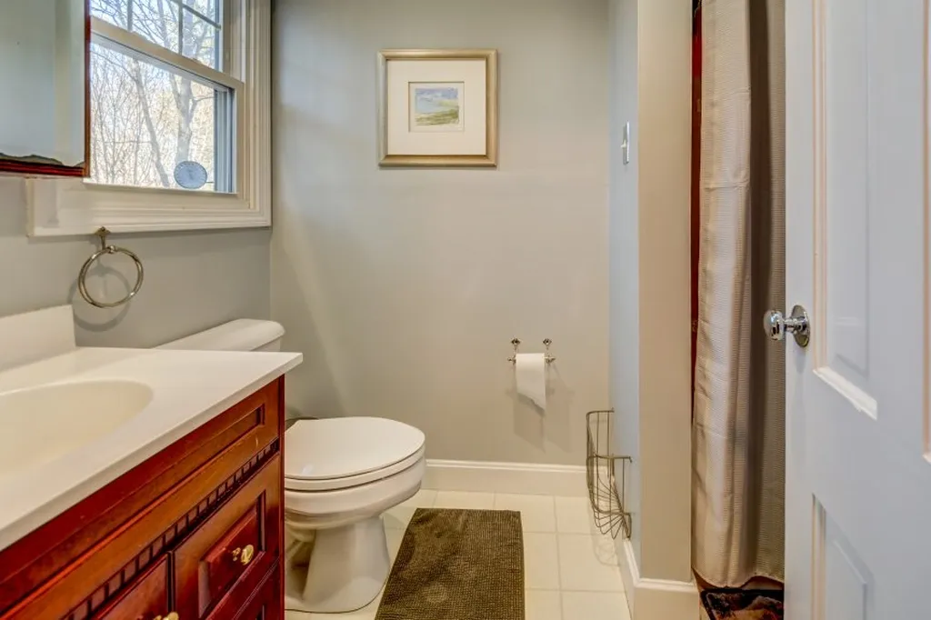 10 Ffrost Drive Durham NH 03824