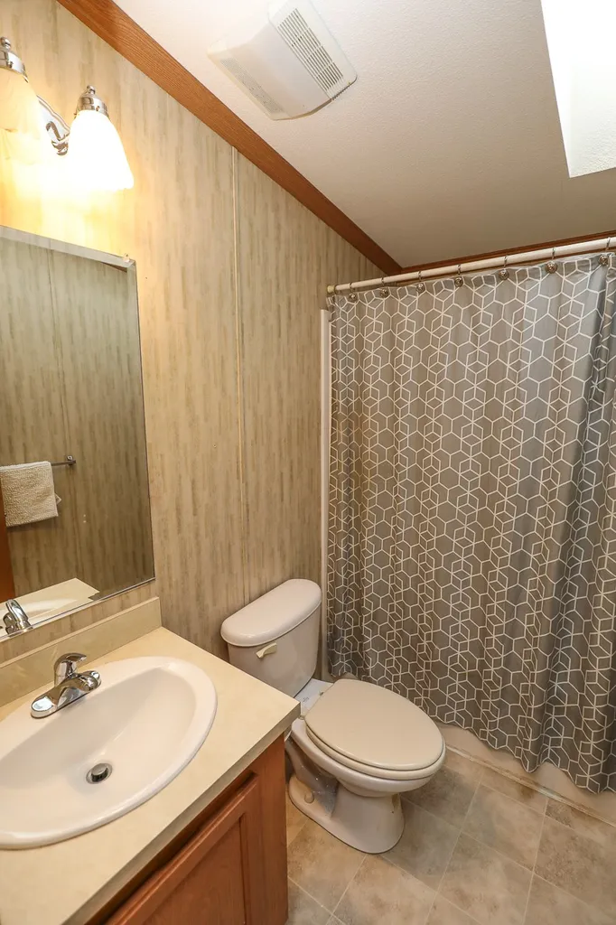 33 Colby Road Newmarket NH 03857
