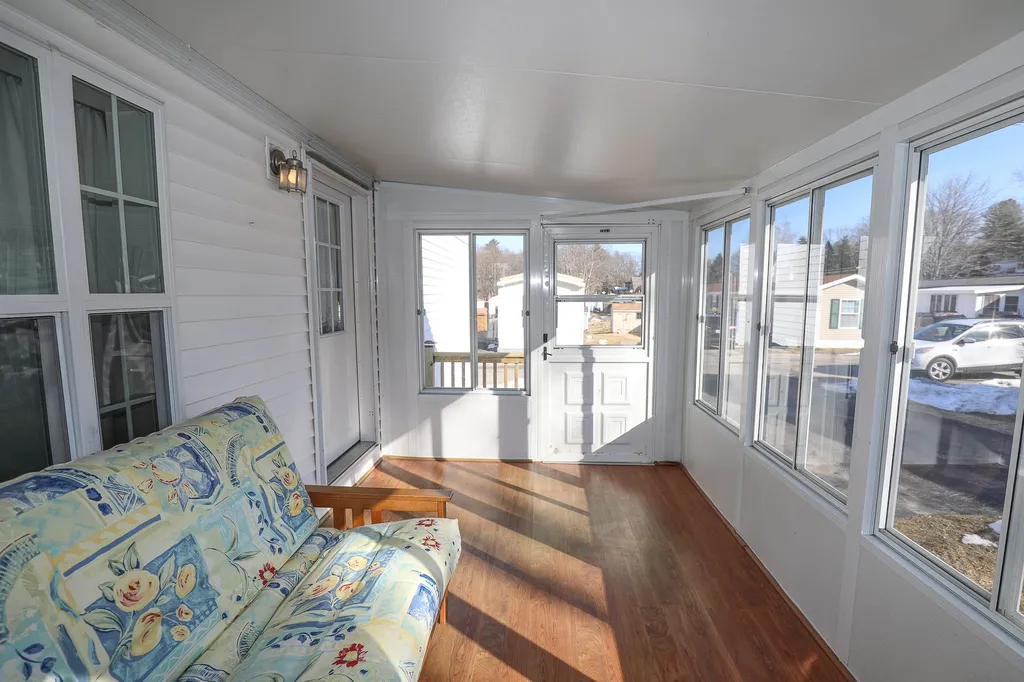 33 Colby Road Newmarket NH 03857
