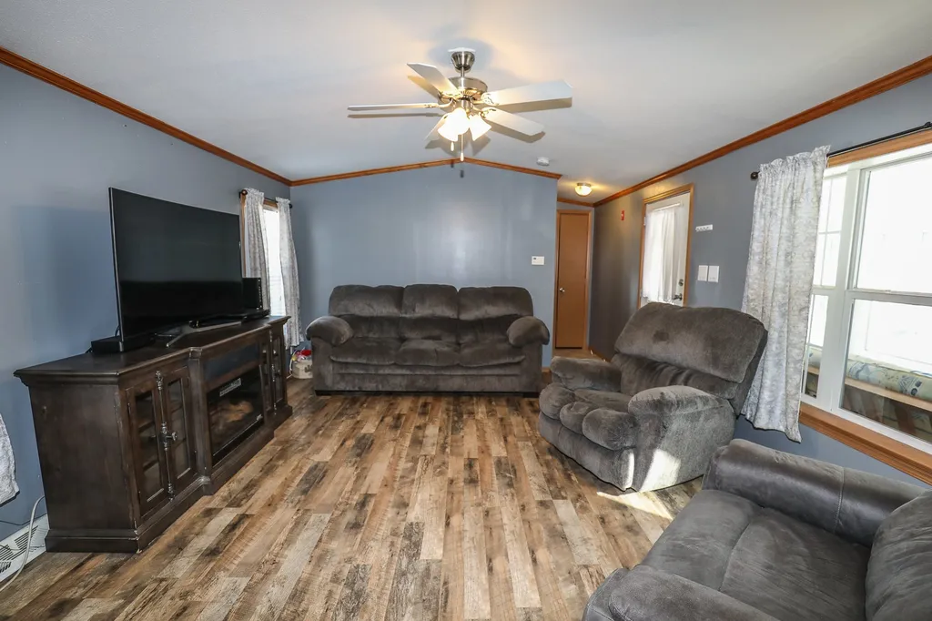 33 Colby Road Newmarket NH 03857