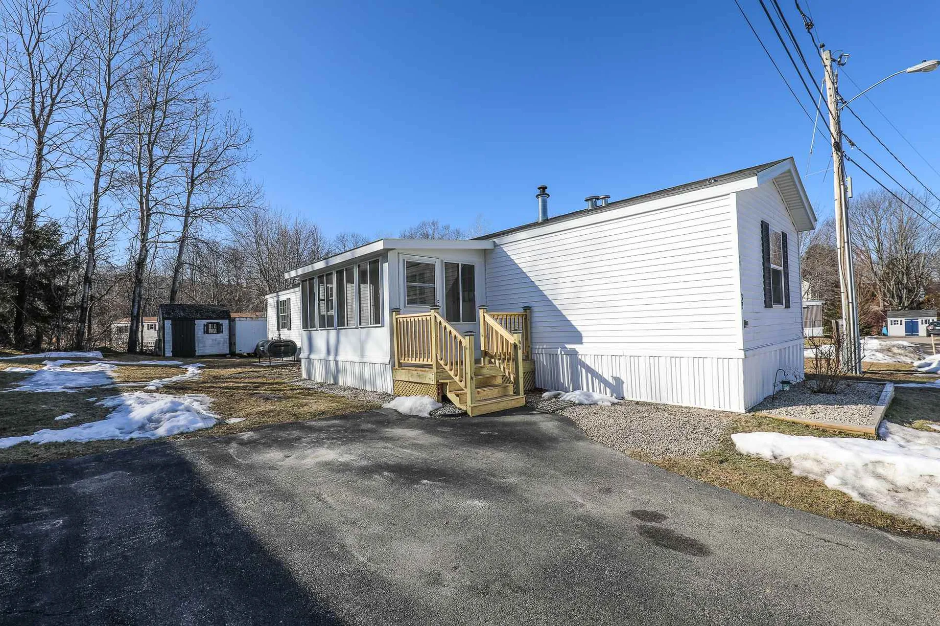 33 Colby Road Newmarket NH 03857