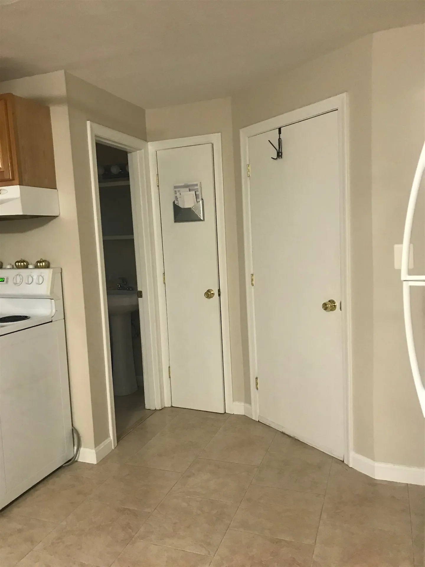 27 Intervale Street Nashua NH 03064