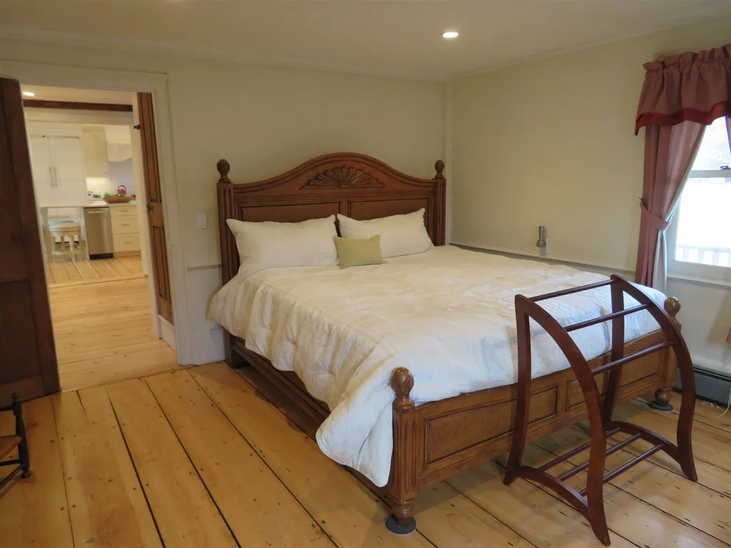 103 New Boston Road Kingston NH 03848