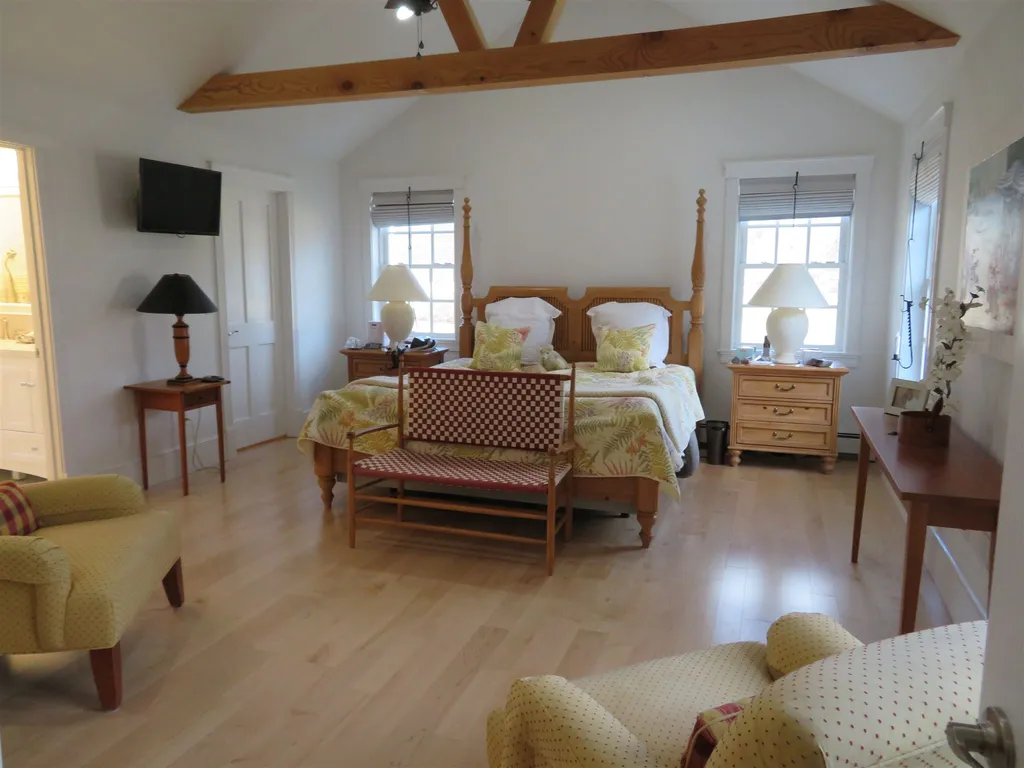 103 New Boston Road Kingston NH 03848