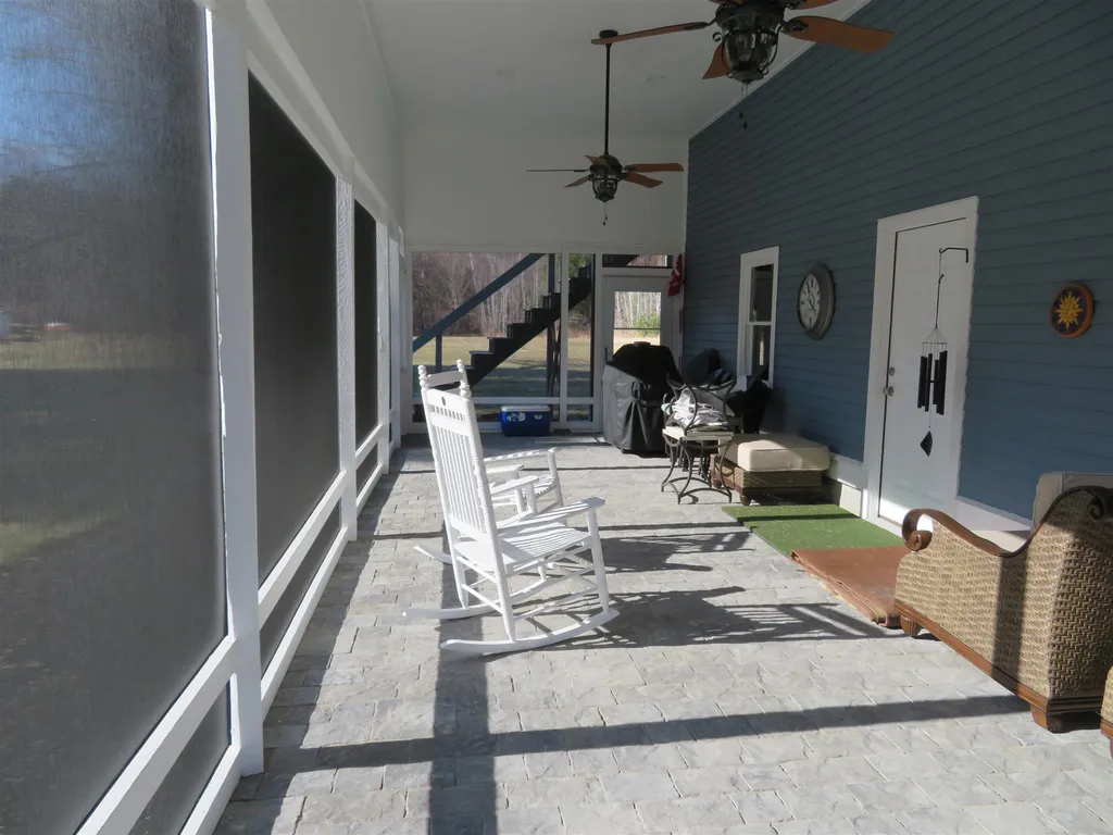 103 New Boston Road Kingston NH 03848