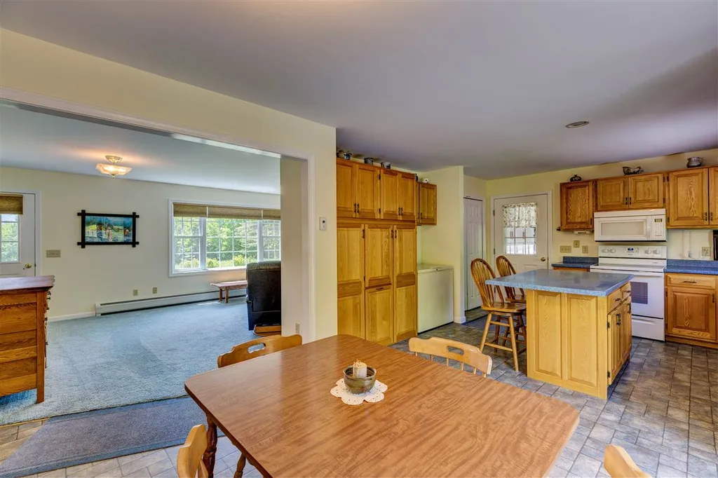 34 Dingleton Hill Road Cornish NH 03745