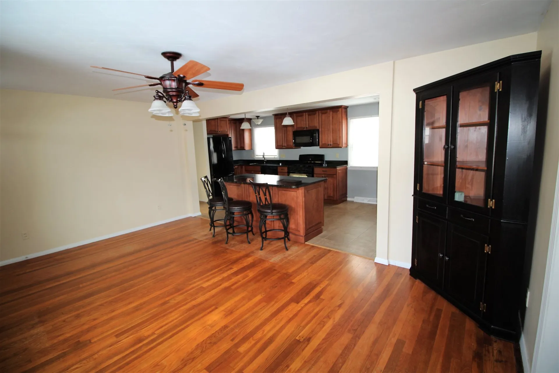 15 Simonds Road Portsmouth NH 03801