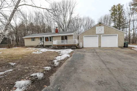 164 Whitehall Road Hooksett NH 03106