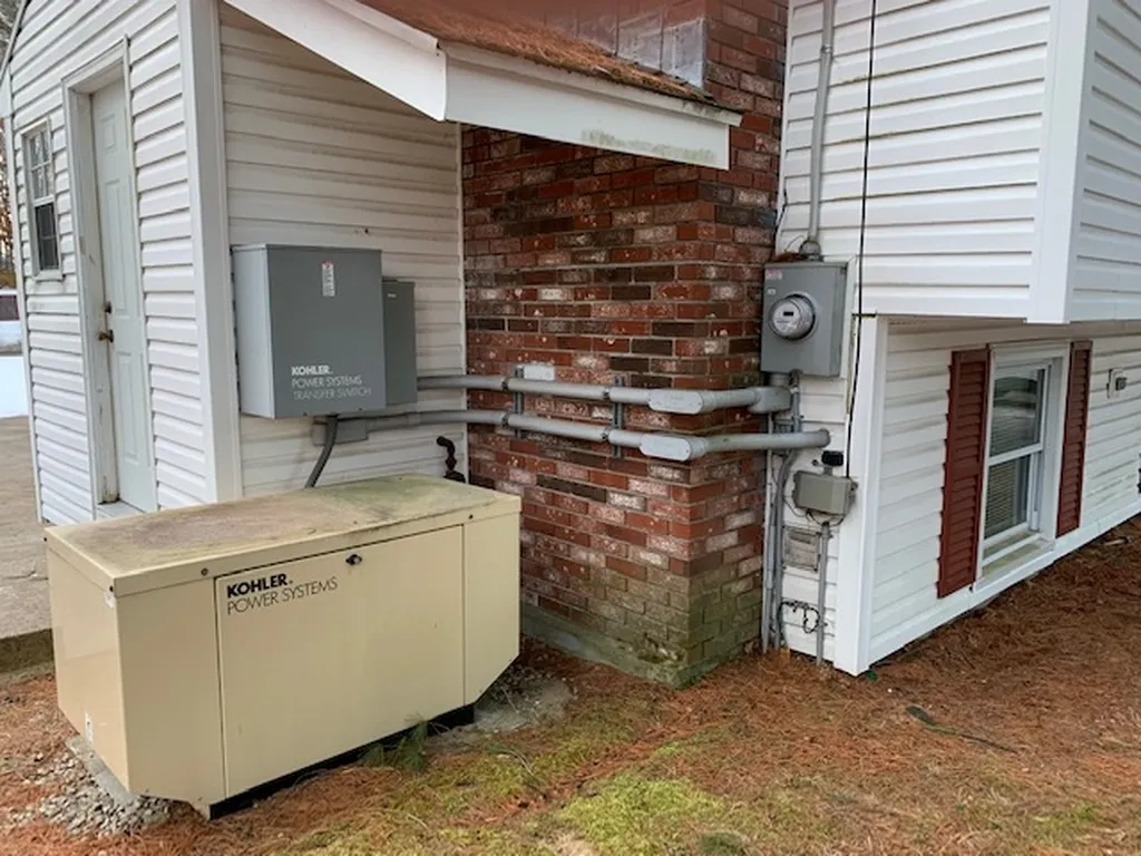 7 Nesenkeag Drive Litchfield NH 03052