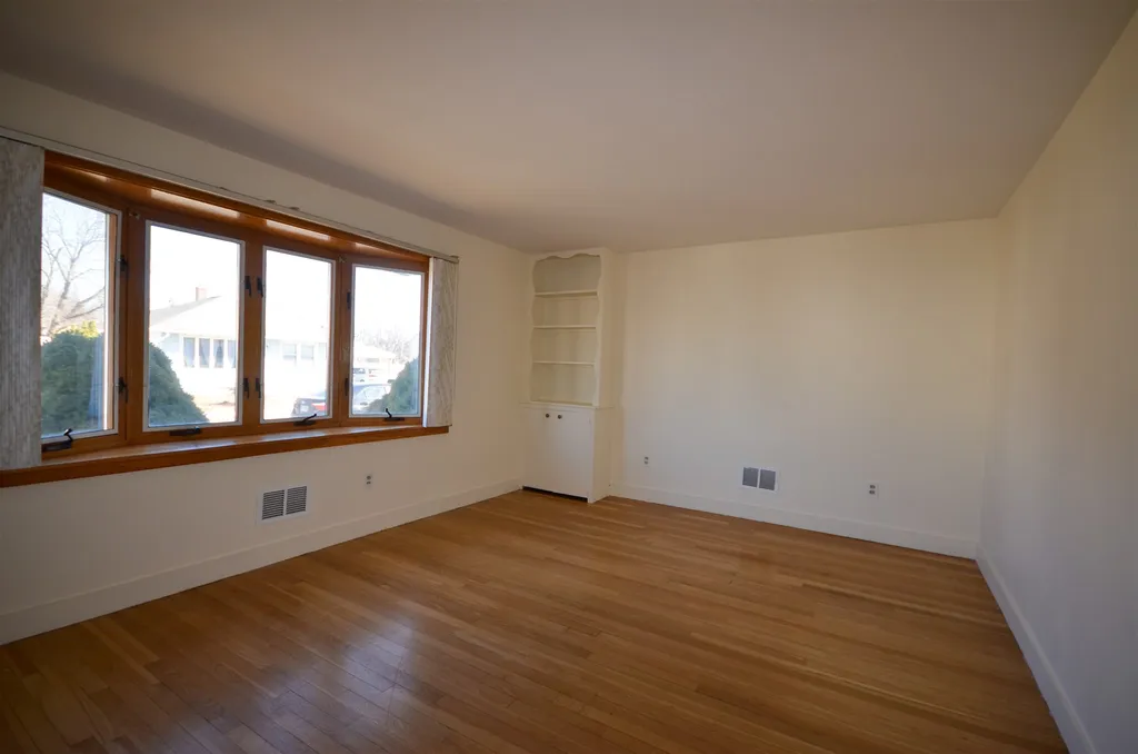21 Dexter Street Nashua NH 03060