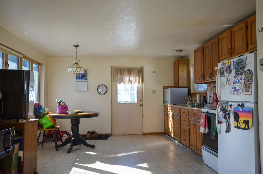 21 Dexter Street Nashua NH 03060