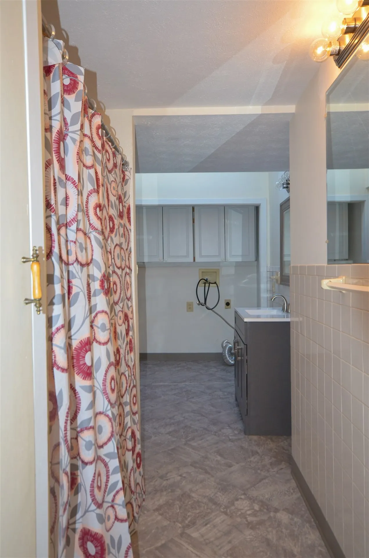 21 Dexter Street Nashua NH 03060