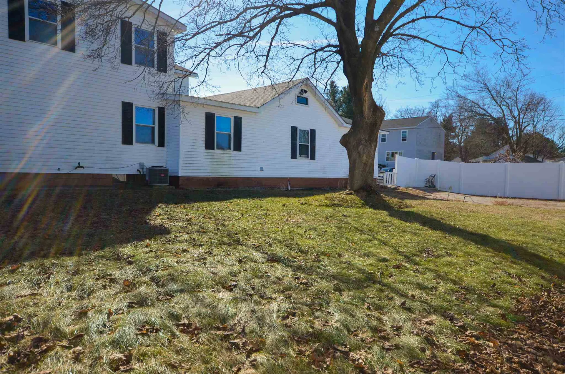 21 Dexter Street Nashua NH 03060