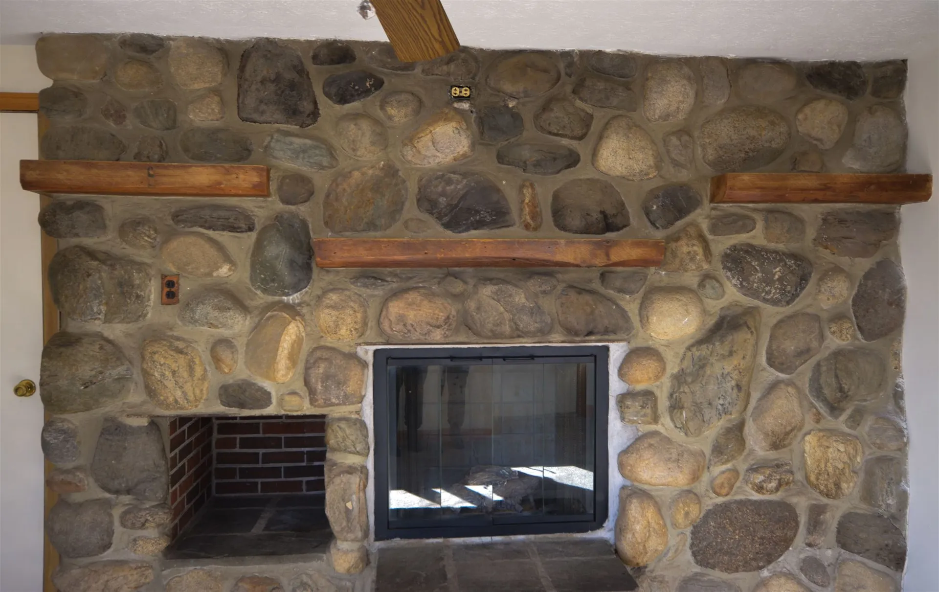 21 Dexter Street Nashua NH 03060
