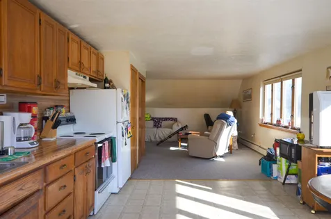21 Dexter Street Nashua NH 03060