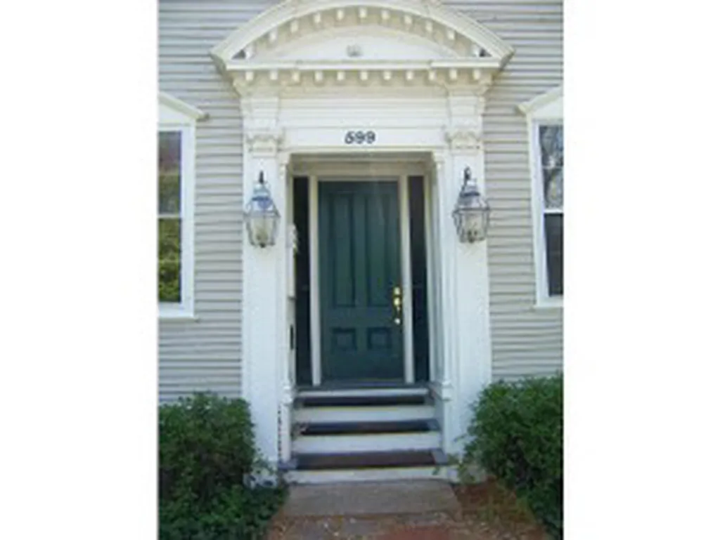 599 Middle Street Portsmouth NH 03801