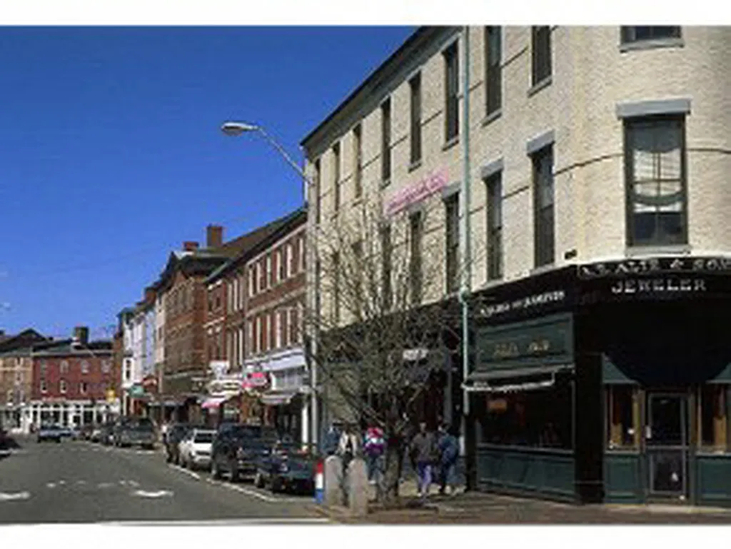 599 Middle Street Portsmouth NH 03801