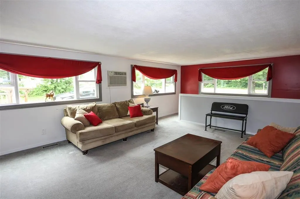 40 Chichester Road Loudon NH 03307