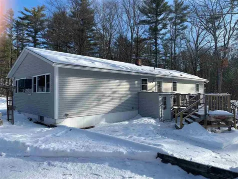 40 Chichester Road Loudon NH 03307
