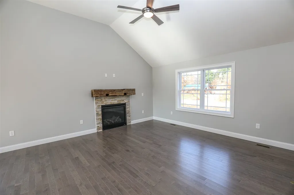 10 Pine Acres Road Allenstown NH 03275