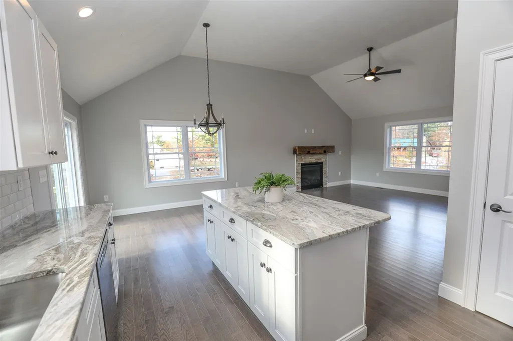 10 Pine Acres Road Allenstown NH 03275