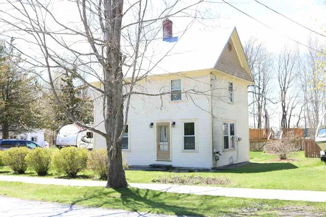 35 Liberty Street Bristol VT 05443