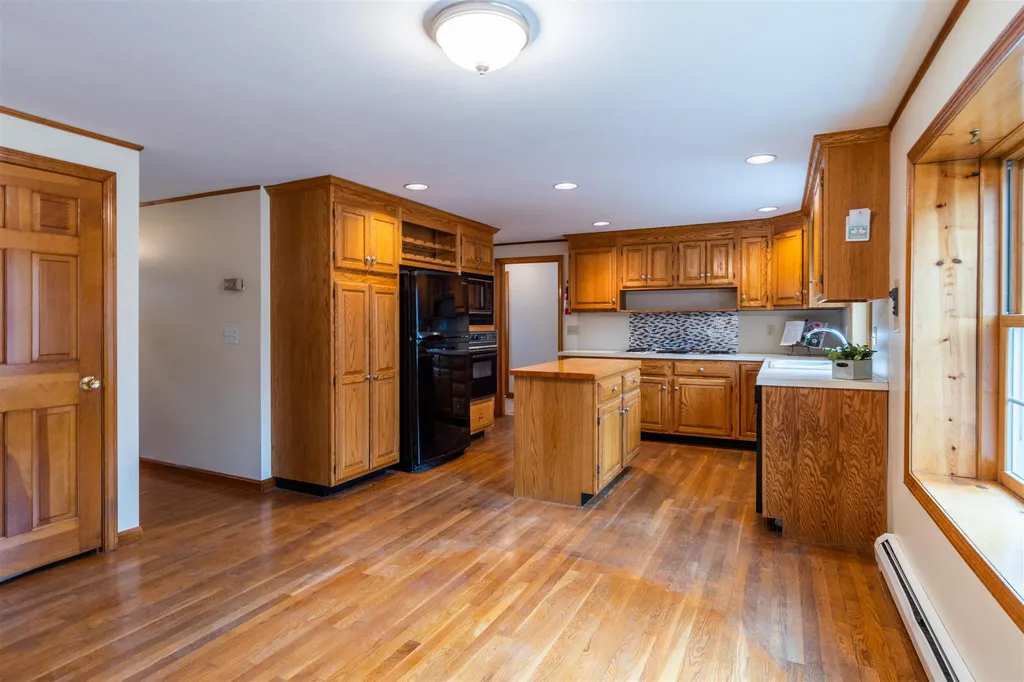 71 Buttrick Road Hampstead NH 03841