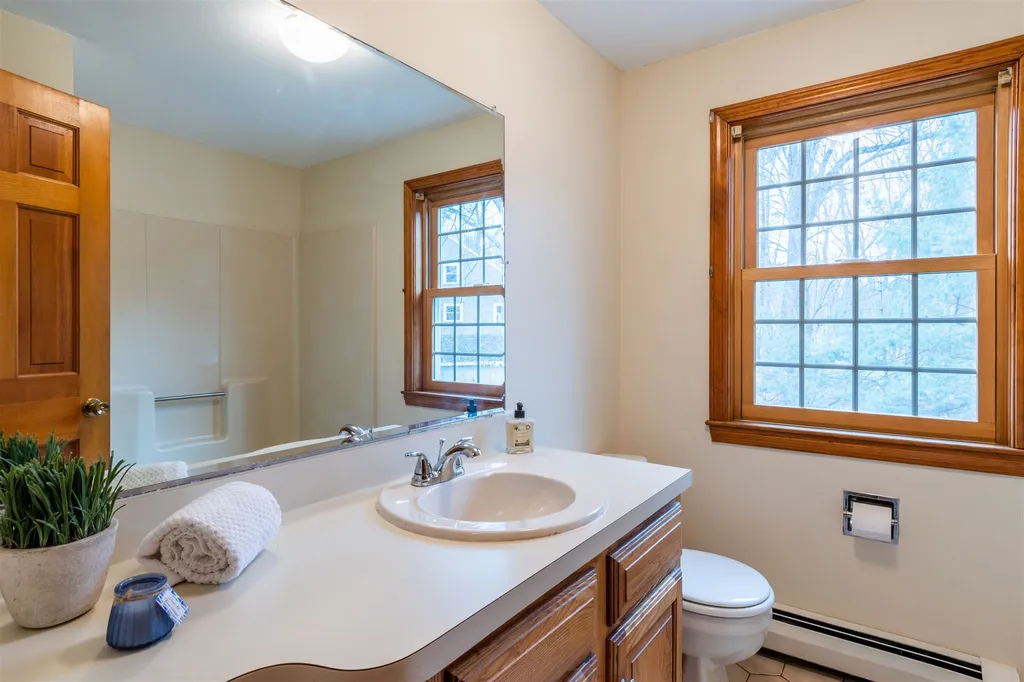 71 Buttrick Road Hampstead NH 03841