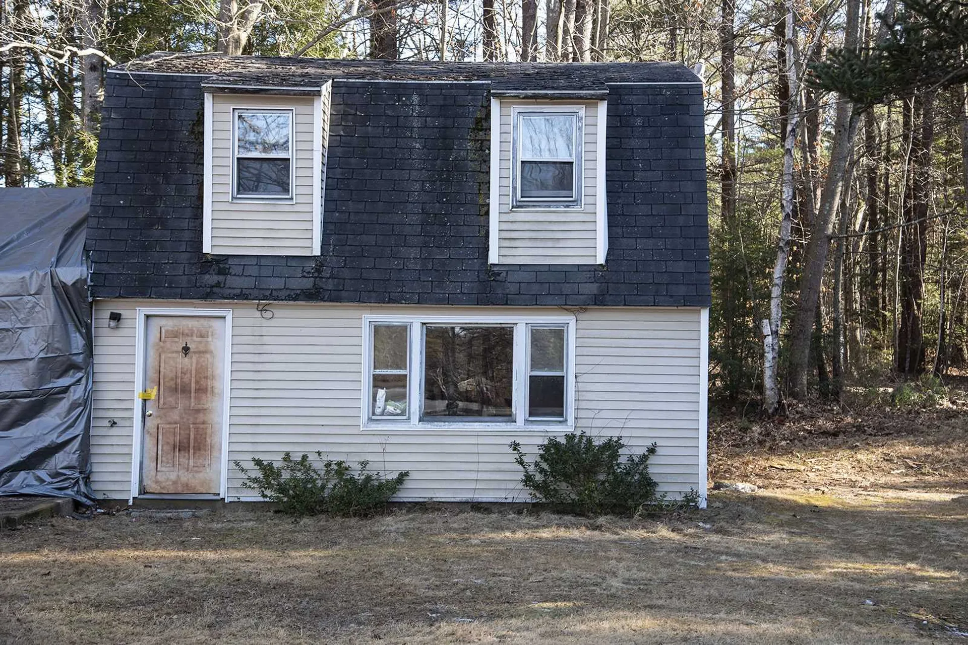 22 Cove Road East Kingston NH 03827