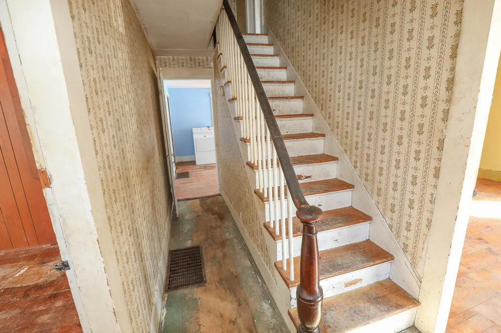 1234 Pleasant Street Webster NH 03303
