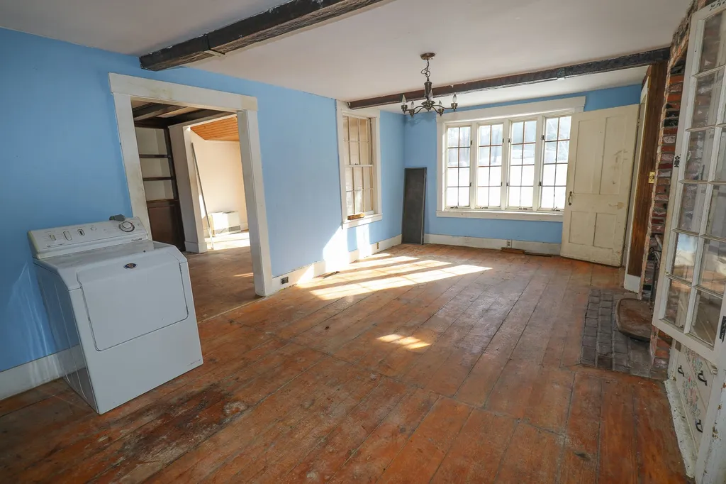 1234 Pleasant Street Webster NH 03303