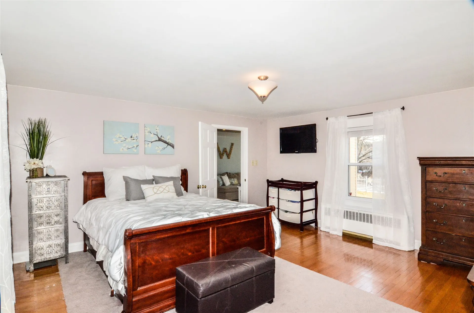137 Edmond Street Goffstown NH 03045
