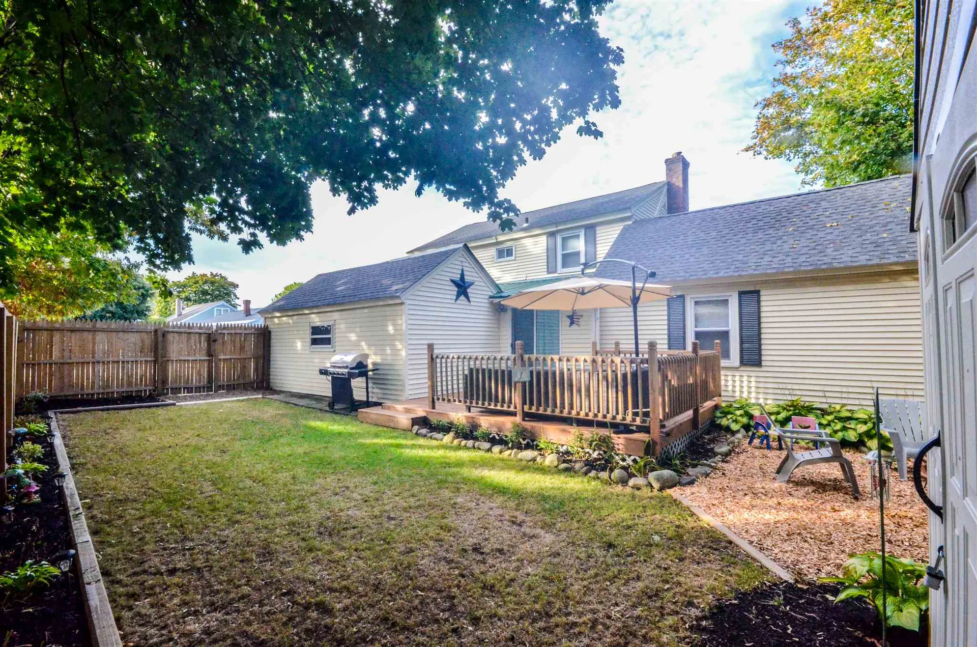 137 Edmond Street Goffstown NH 03045